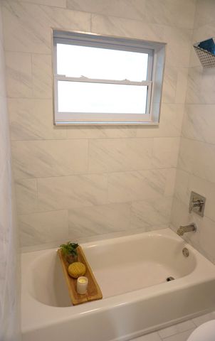 1498 NE 38th Street, Oakland Park, FL 33334