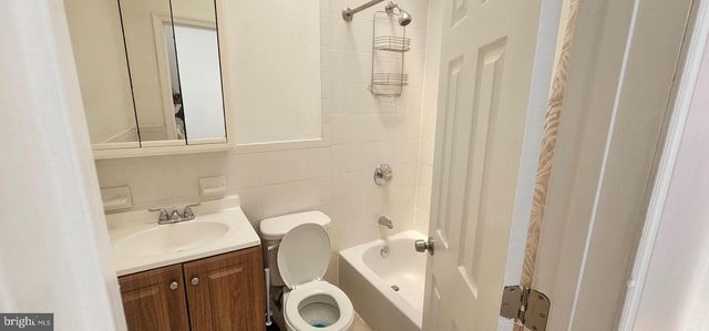 2548 OSWEGO AVE, Baltimore, MD 21215