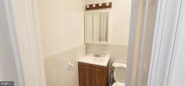 2548 OSWEGO AVE, Baltimore, MD 21215