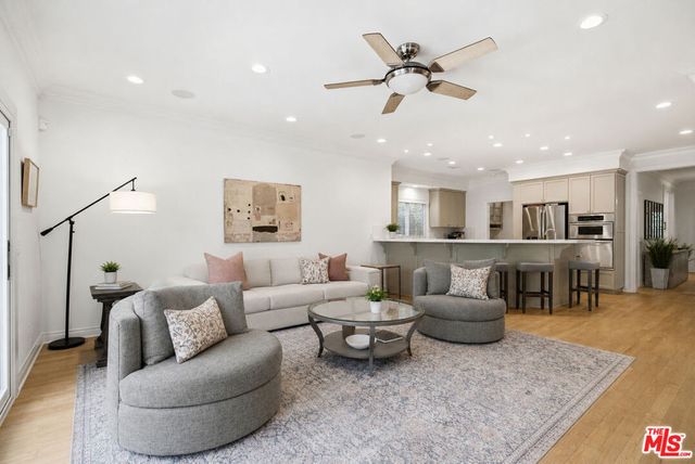 4309 Kraft Avenue, Studio City, CA 91604