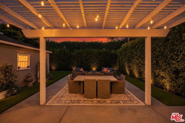 4309 Kraft Avenue, Studio City, CA 91604