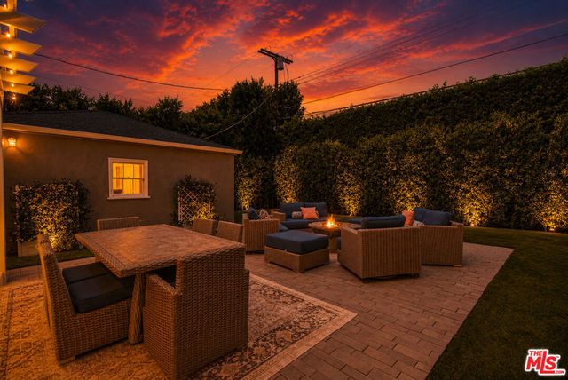 4309 Kraft Avenue, Studio City, CA 91604