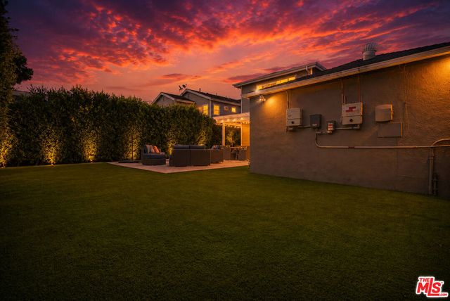 4309 Kraft Avenue, Studio City, CA 91604