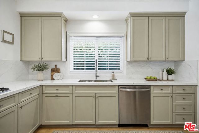 4309 Kraft Avenue, Studio City, CA 91604