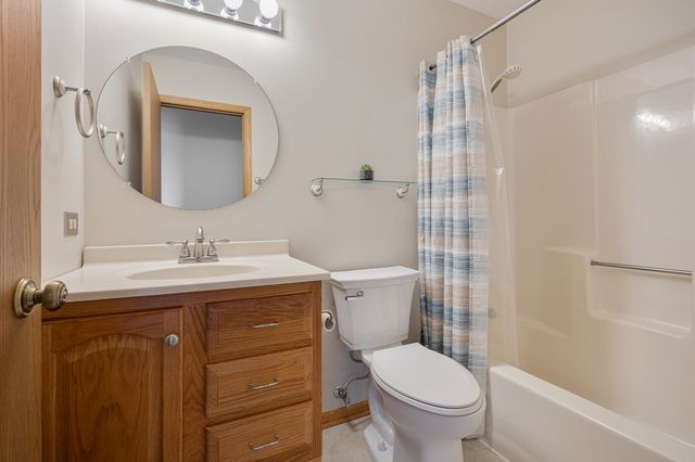 15N133 Shirewood Farm Road, Hampshire, IL 60140