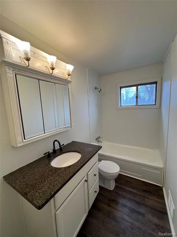 11409 Westpoint Street, Taylor, MI 48180