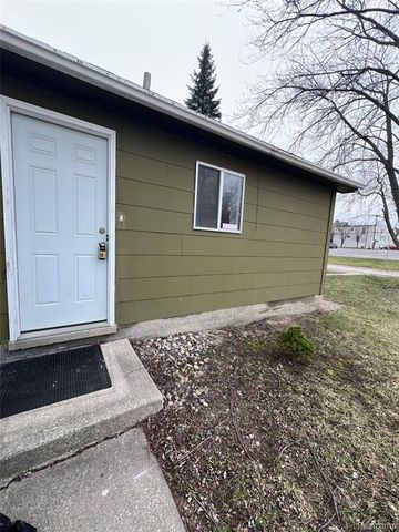 11409 Westpoint Street, Taylor, MI 48180