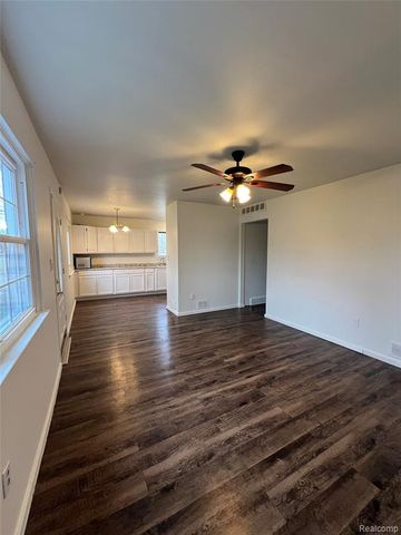 11409 Westpoint Street, Taylor, MI 48180