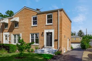1786 Howard Avenue, Des Plaines, IL 60018