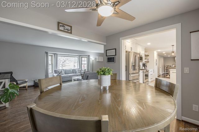 60301 Mound Road, Washington Township, MI 48094