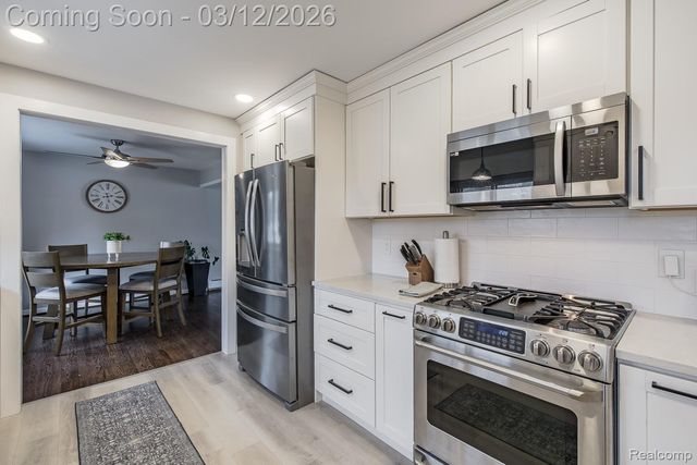 60301 Mound Road, Washington Township, MI 48094