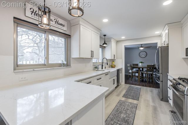 60301 Mound Road, Washington Township, MI 48094