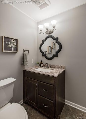 60301 Mound Road, Washington Township, MI 48094