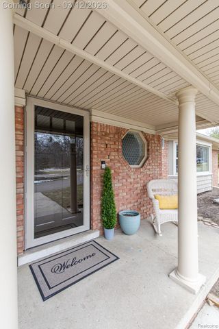 60301 Mound Road, Washington Township, MI 48094