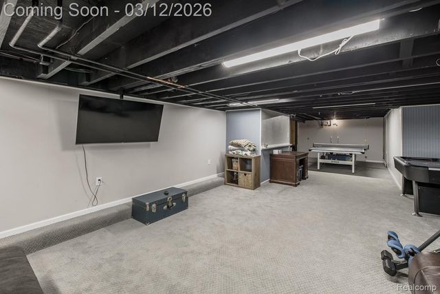 60301 Mound Road, Washington Township, MI 48094