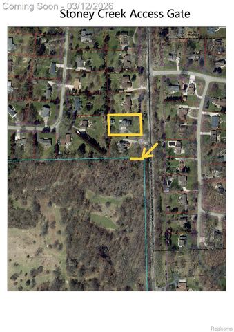 60301 Mound Road, Washington Township, MI 48094