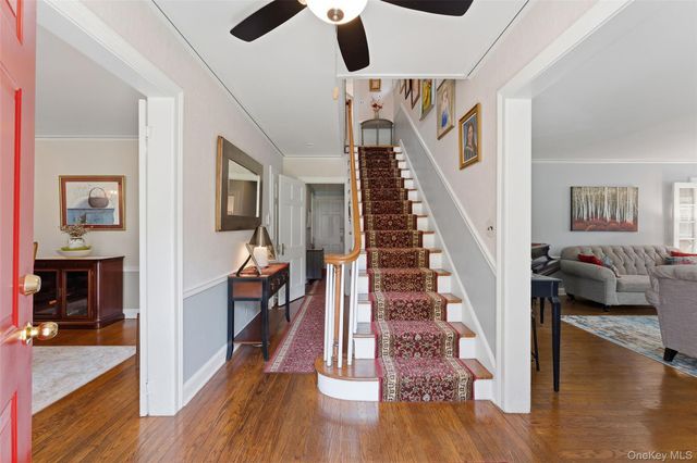 30 Birchbrook Road, Bronxville, NY 10708