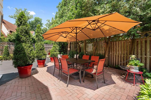 30 Birchbrook Road, Bronxville, NY 10708