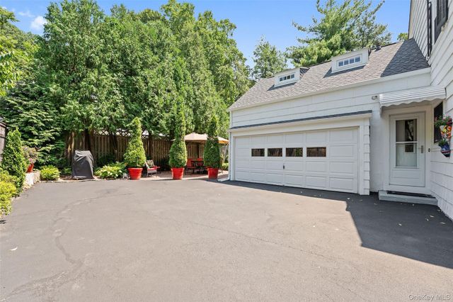 30 Birchbrook Road, Bronxville, NY 10708