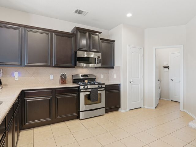 431 Paddock Lane, Celina, TX 75009