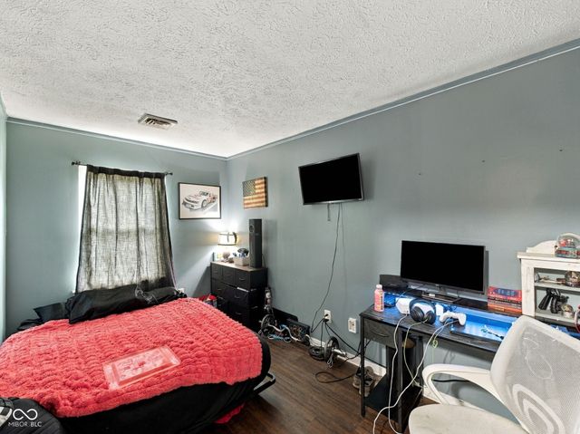 4214 Phoenix Drive, Indianapolis, IN 46241
