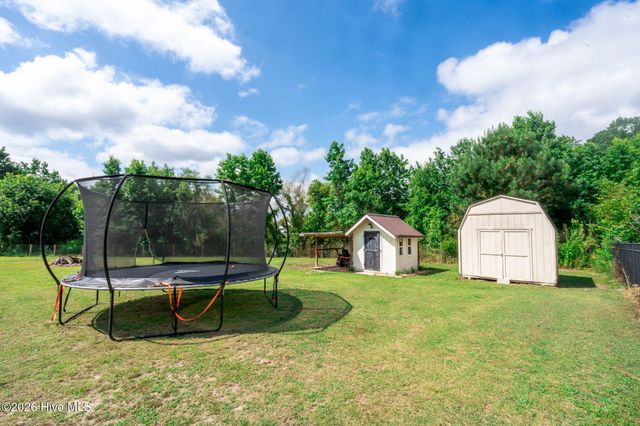 525 Daylily Court, Carthage, NC 28327