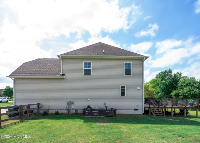 525 Daylily Court, Carthage, NC 28327