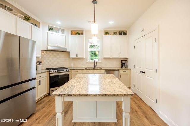 525 Daylily Court, Carthage, NC 28327