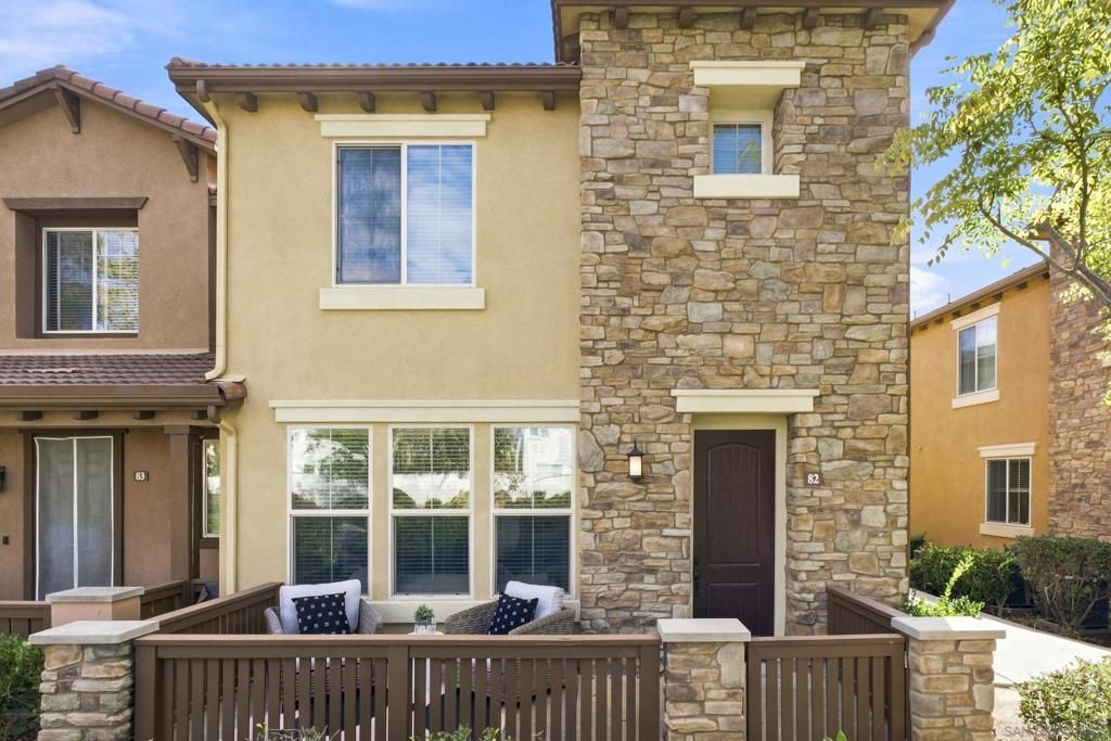 10782 New Grove Trail 82, San Diego, CA 92130 — exterior