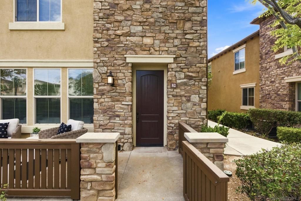 10782 New Grove Trail 82, San Diego, CA 92130 — photo 4