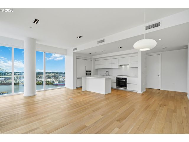 1075 Nw NORTHRUP St 2312, Portland, OR 97209