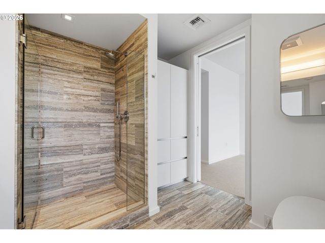 1075 Nw NORTHRUP St 2312, Portland, OR 97209