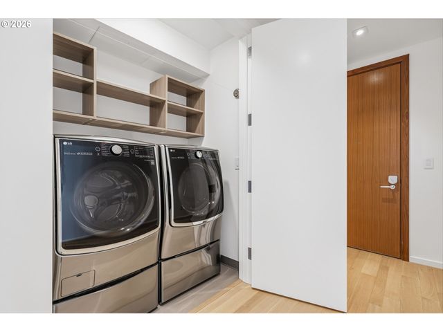 1075 Nw NORTHRUP St 2312, Portland, OR 97209