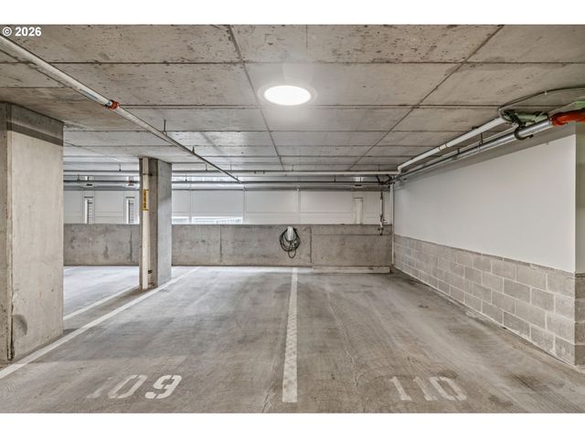 1075 Nw NORTHRUP St 2312, Portland, OR 97209