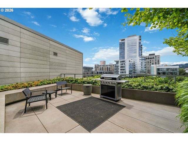1075 Nw NORTHRUP St 2312, Portland, OR 97209