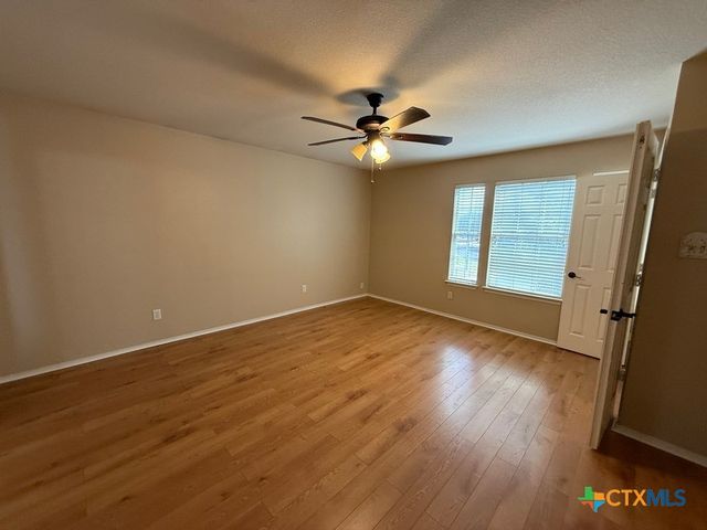 4403 Oak Vista Circle, Killeen, TX 76542