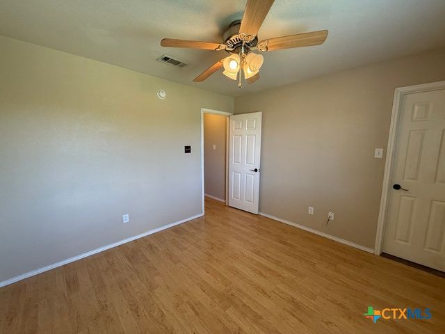 4403 Oak Vista Circle, Killeen, TX 76542