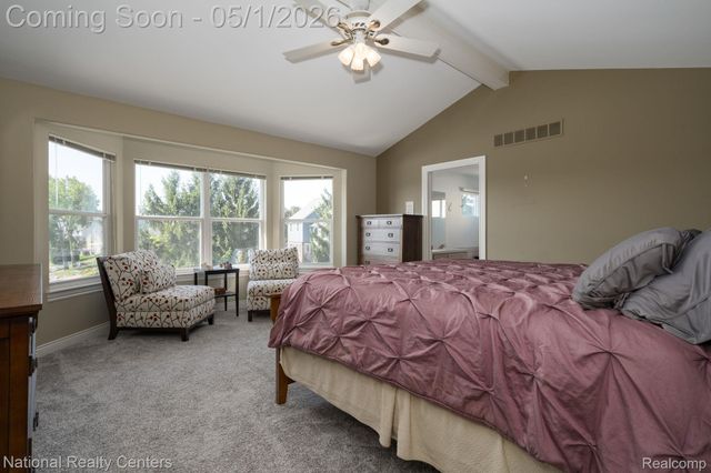 542 Bay Pointe Drive, Oxford Village, MI 48371