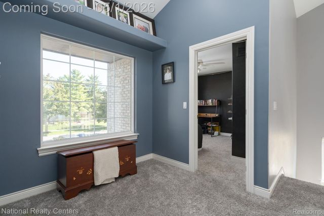 542 Bay Pointe Drive, Oxford Village, MI 48371