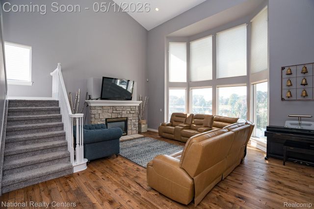 542 Bay Pointe Drive, Oxford Village, MI 48371