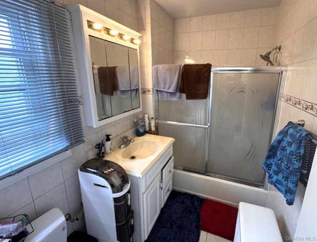 36 Earle Place, New Rochelle, NY 10801