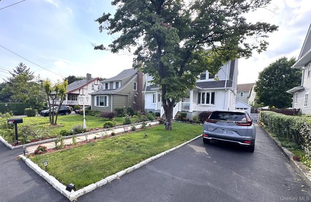 36 Earle Place, New Rochelle, NY 10801