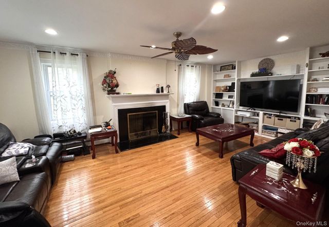36 Earle Place, New Rochelle, NY 10801