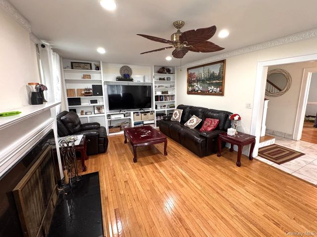 36 Earle Place, New Rochelle, NY 10801