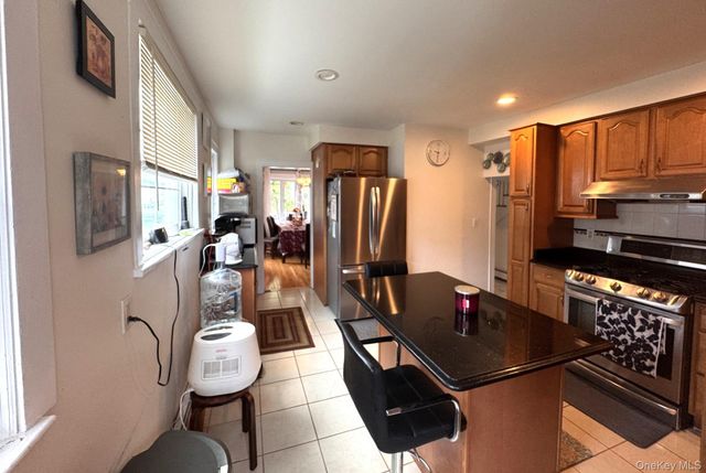 36 Earle Place, New Rochelle, NY 10801