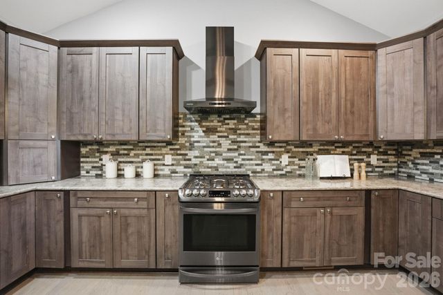 113 Jami-wind Court, Mooresville, NC 28115
