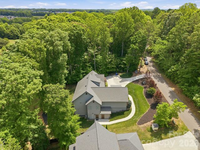 113 Jami-wind Court, Mooresville, NC 28115