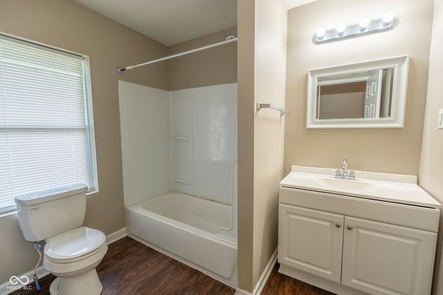 3366 N College Avenue, Indianapolis, IN 46205
