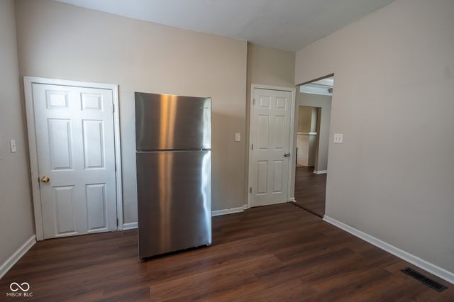 3366 N College Avenue, Indianapolis, IN 46205