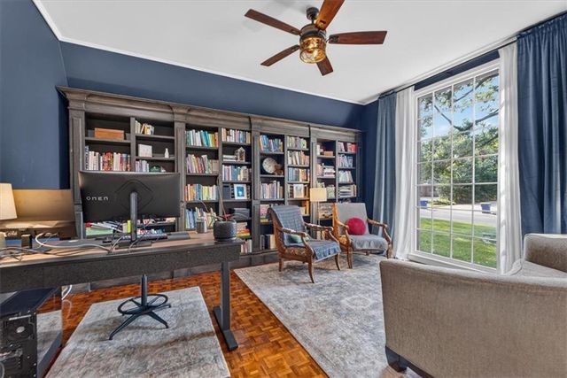 3516 W 101st Terrace, Leawood, KS 66206